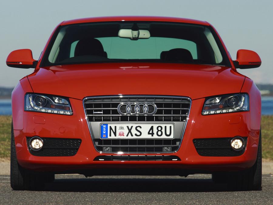  Audi A5 Coupe 2.0T Quattro 2008 года  (AU) (фото 8 из 22)